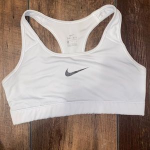 NIKE DRY FIT SPORTS BRA❤️SOLD❤️